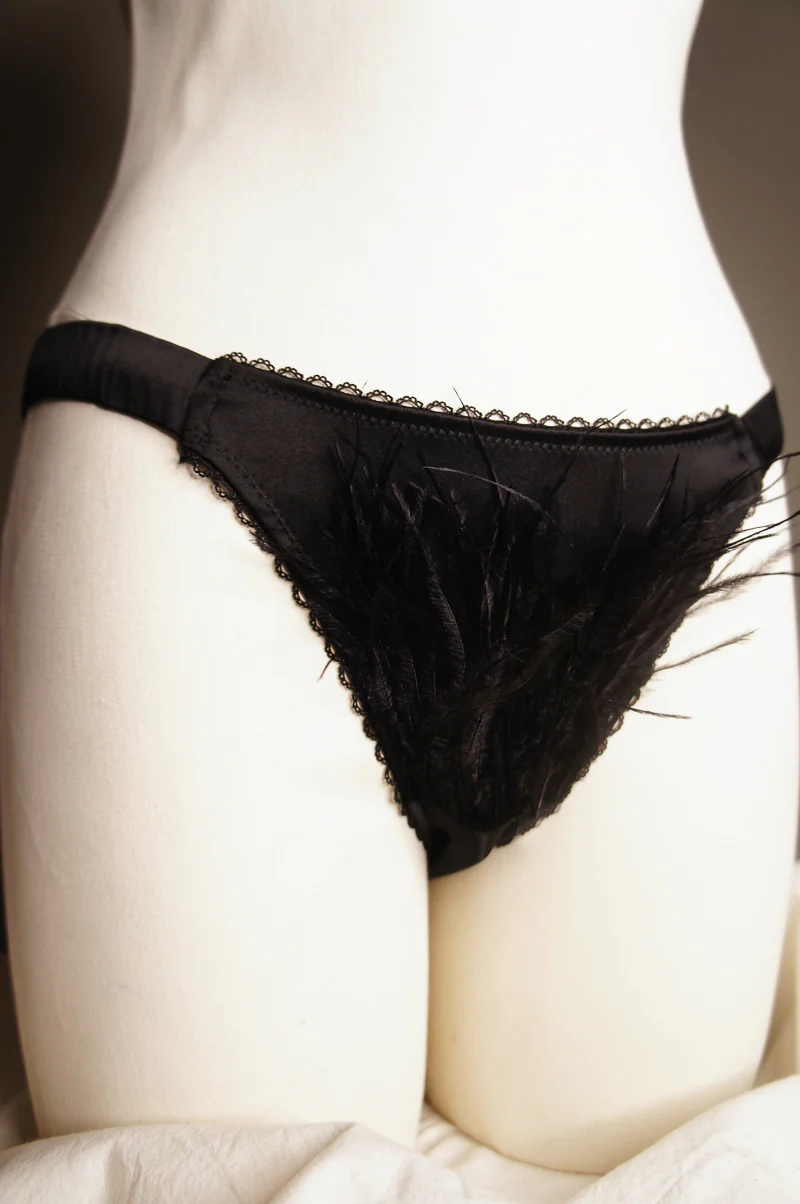 Feather and Silk Three Piece Set - Image 5